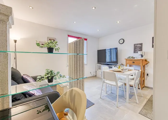 Le Petit Ideal Confort Gare Netflix Stationnement Proche Et Gratuit