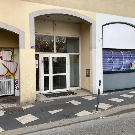 Le Petit Ideal Confort Gare Netflix Stationnement Proche Et Gratuit *